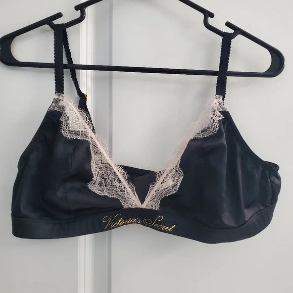 Victoria's Secret satin and lace bralette - Picture 6 of 10